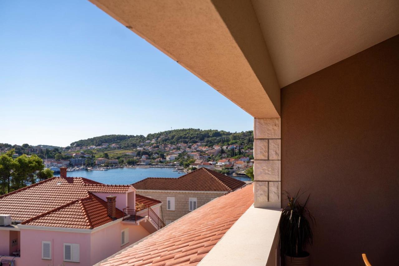 Appartamento House Fidulic - Penthouse The View Lumbarda Esterno foto